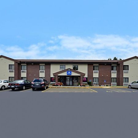 Americas Best Value Inn Wisconsin Rapids Exterior photo