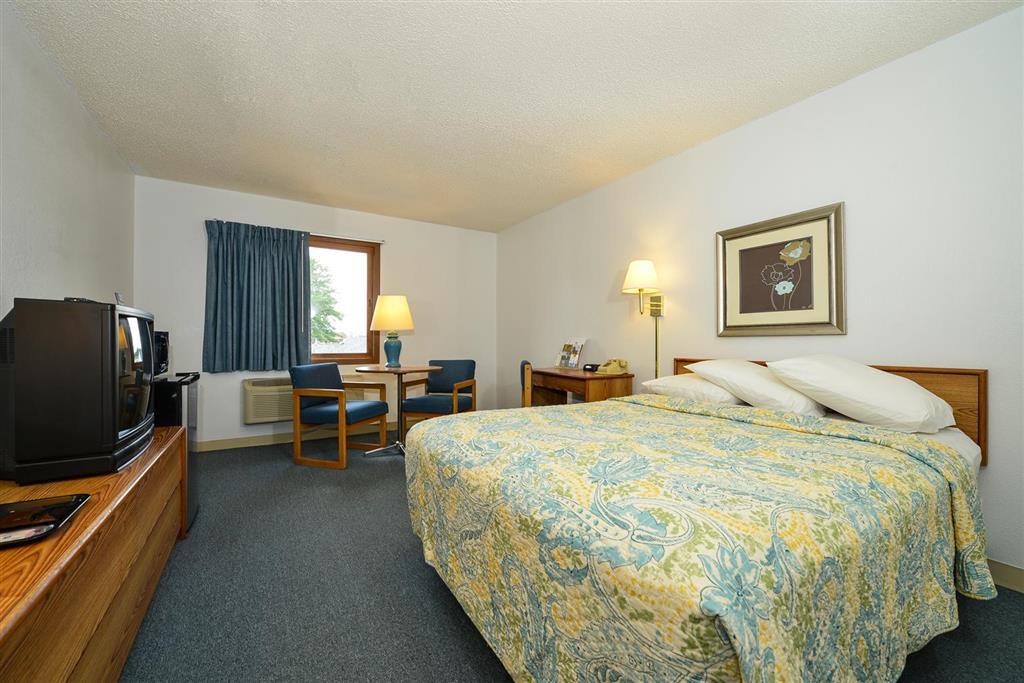 Americas Best Value Inn Wisconsin Rapids Room photo